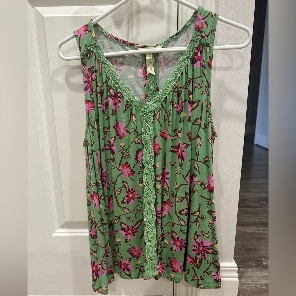 Matilda Jane Women’s tank with lace detail
